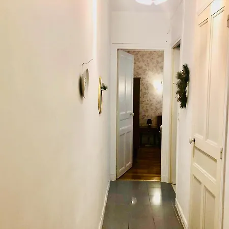 Bed & Breakfast Sur Proche Porte De Versailles Parigi